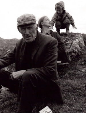 “Three Generations”, Isla de Harris. Cortesía de la fotógrafa Monica Weller
