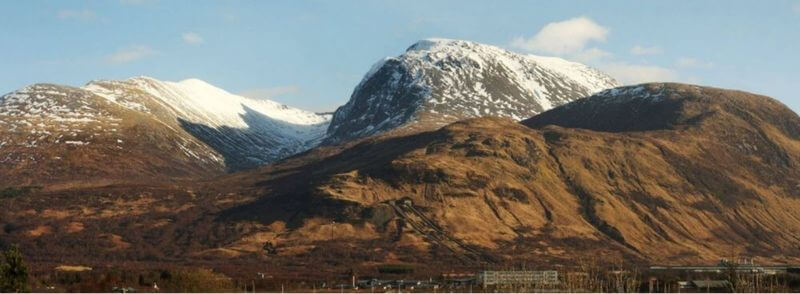 Cima de Ben Nevis en las Tierras Altas de Escocia