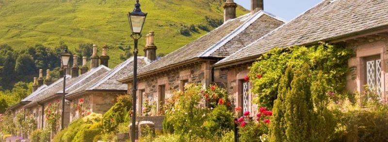 Cottages en Luss, Escocia