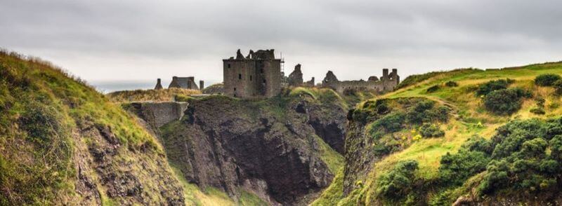 Vista del Castillo de Dunnottar en Escocia