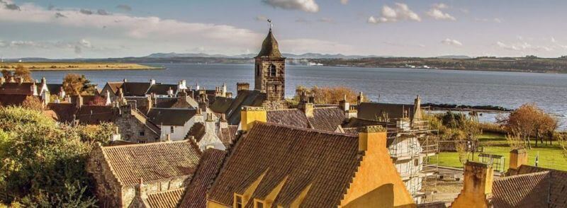 Paisaje del pueblo de Culross en Fife, Escocia