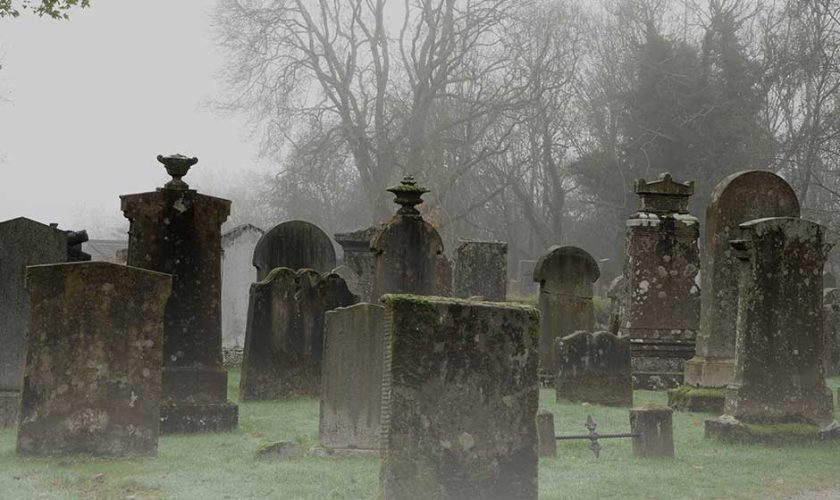 Free tour de los fantasmas misterios y brujas de Edimburgo 2